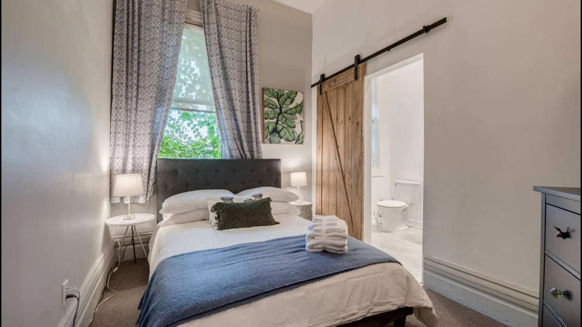 Casa Queen East Jaw Dropping 3Br Suite トロント